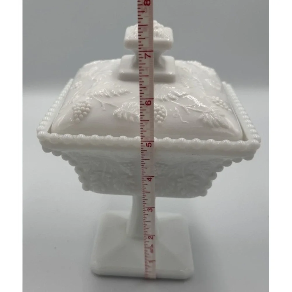Westmoreland Milk Glass Dish‎ Lidded Compote Candy Wedding Box Panels Grapes